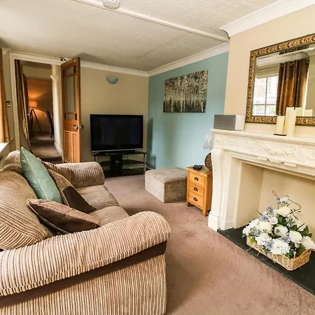 Blacksmiths Retreat, 50 Holgate Road Apartment